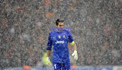 利物浦后防核心范戴克发声，阿诺德离队非症结，坚信球队将重振雄风